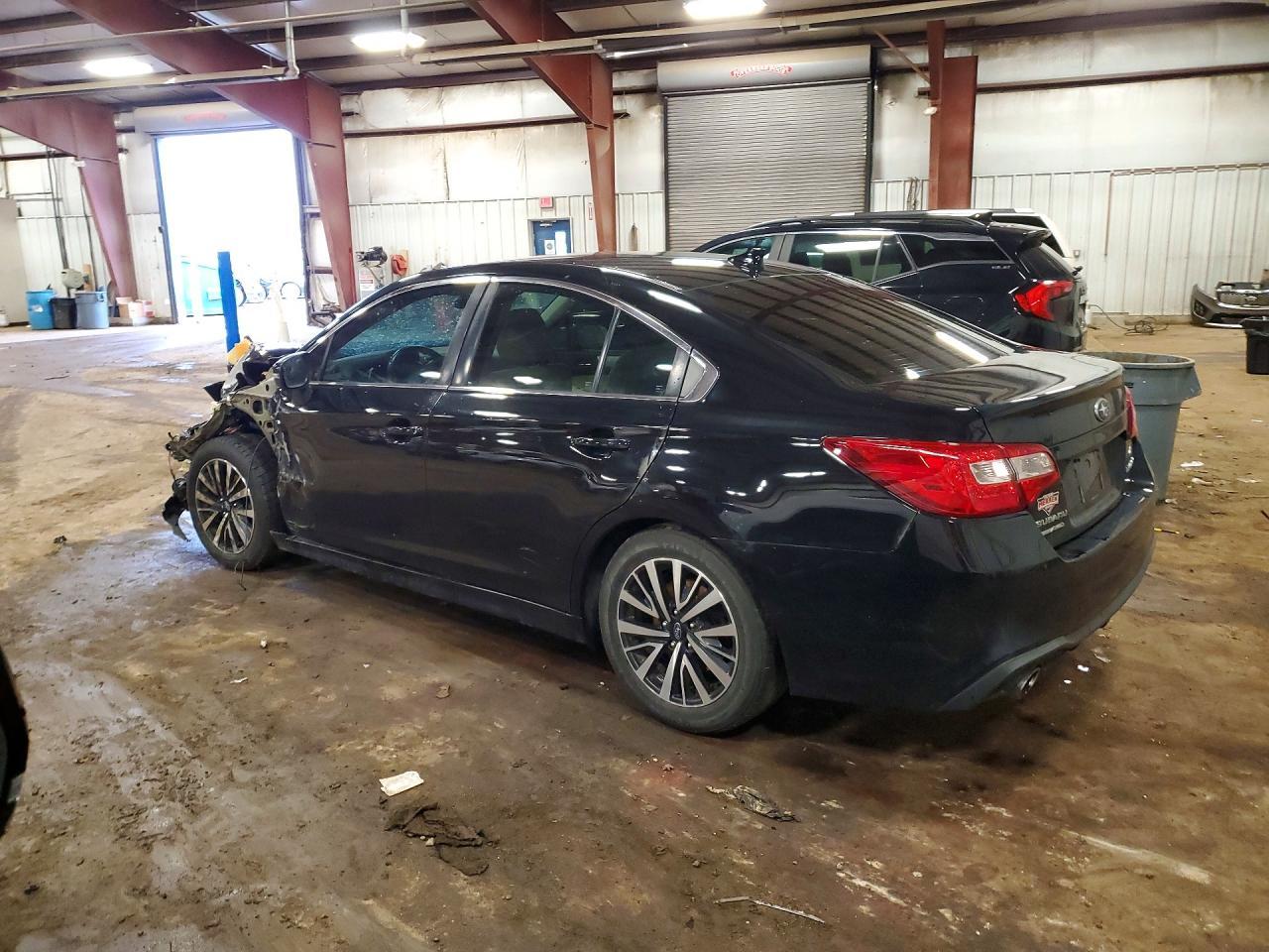 2018 Subaru Legacy 2.5I Premium - Фото 2