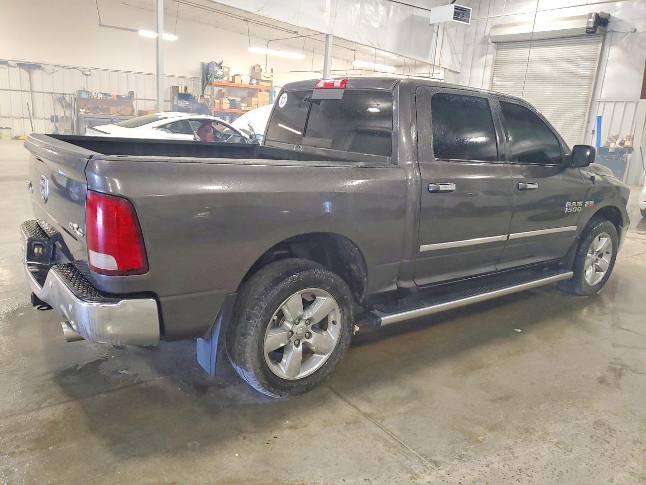 2018 Ram 1500 Slt - Фото 3