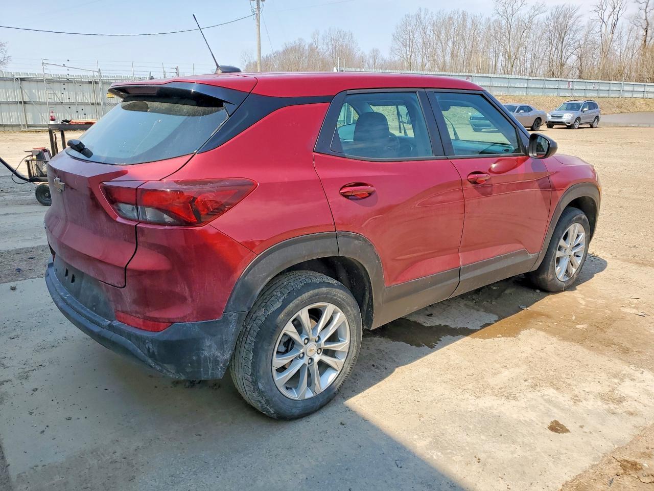 2021 Chevrolet Trailblazer Ls - Image 3