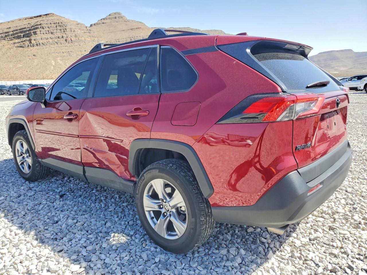 2022 Toyota Rav4 Xle - Image 2