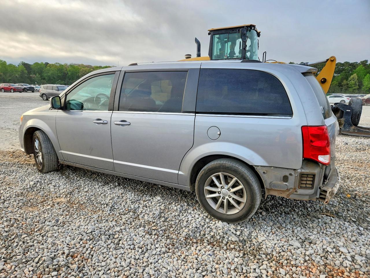 2020 Dodge Grand Caravan Sxt - Фото 2