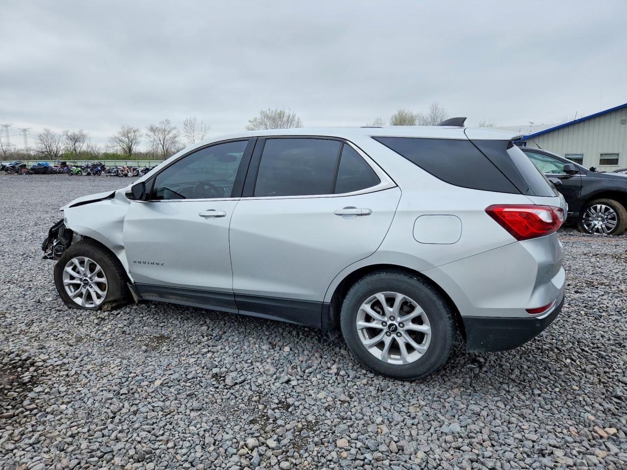 2018 Chevrolet Equinox Lt - Фото 2