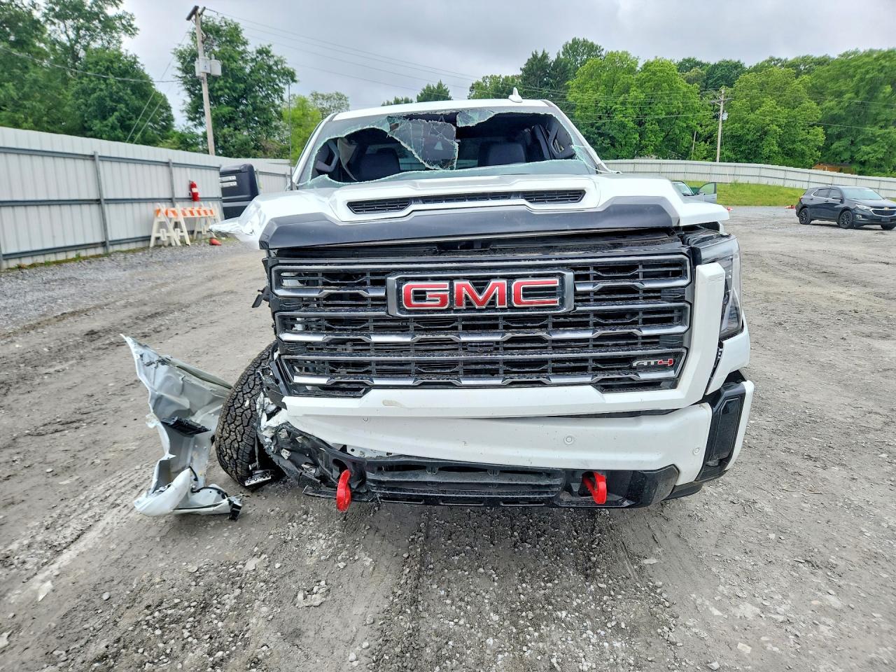 2026 GMC Sierra K2500 At4 - Image 5