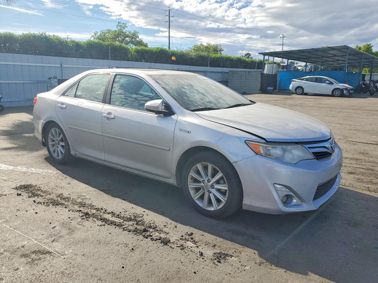 2012 Toyota Camry Hybrid Xle - Фото 4
