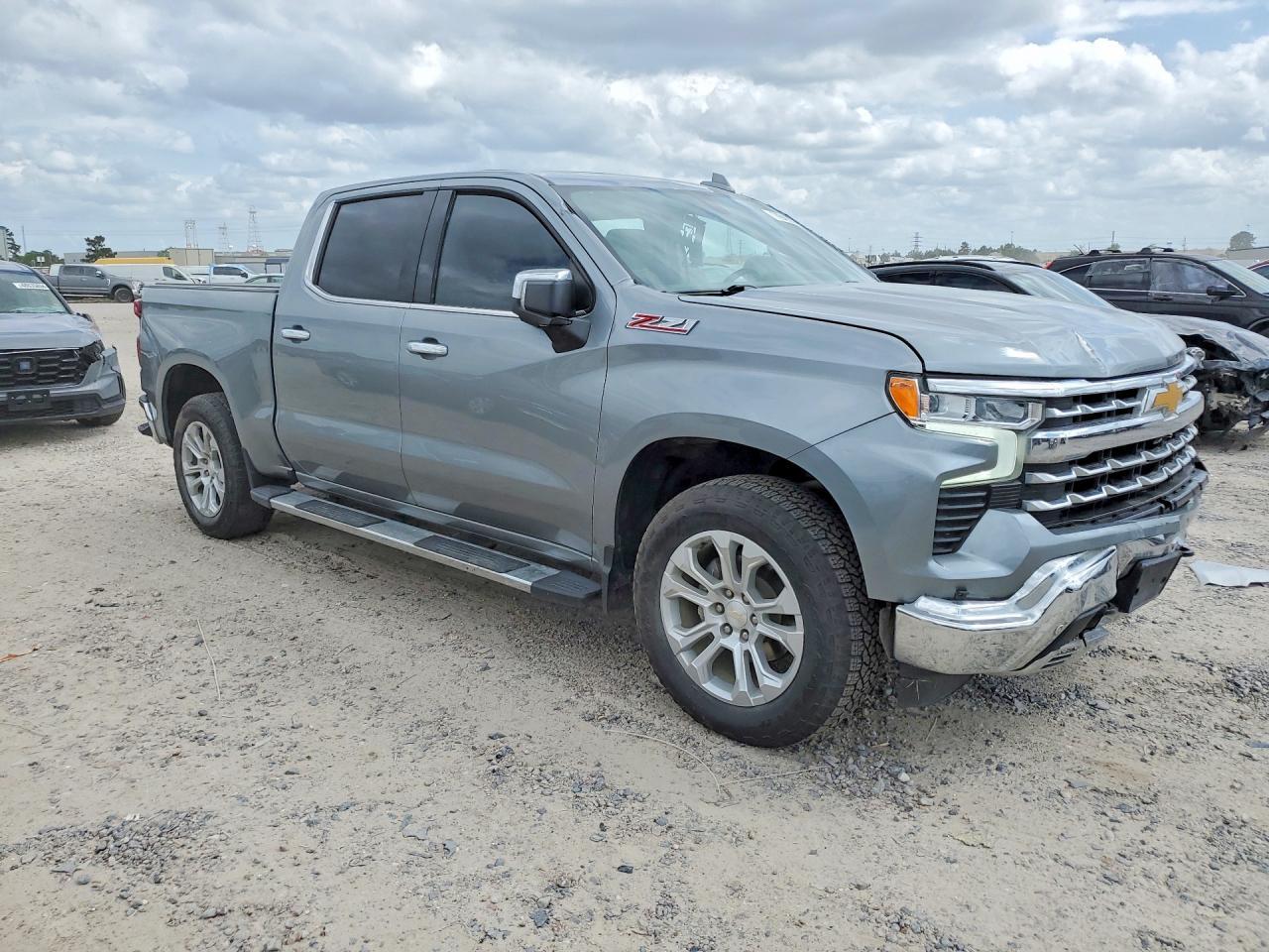2023 Chevrolet Silverado K1500 Ltz - Image 4