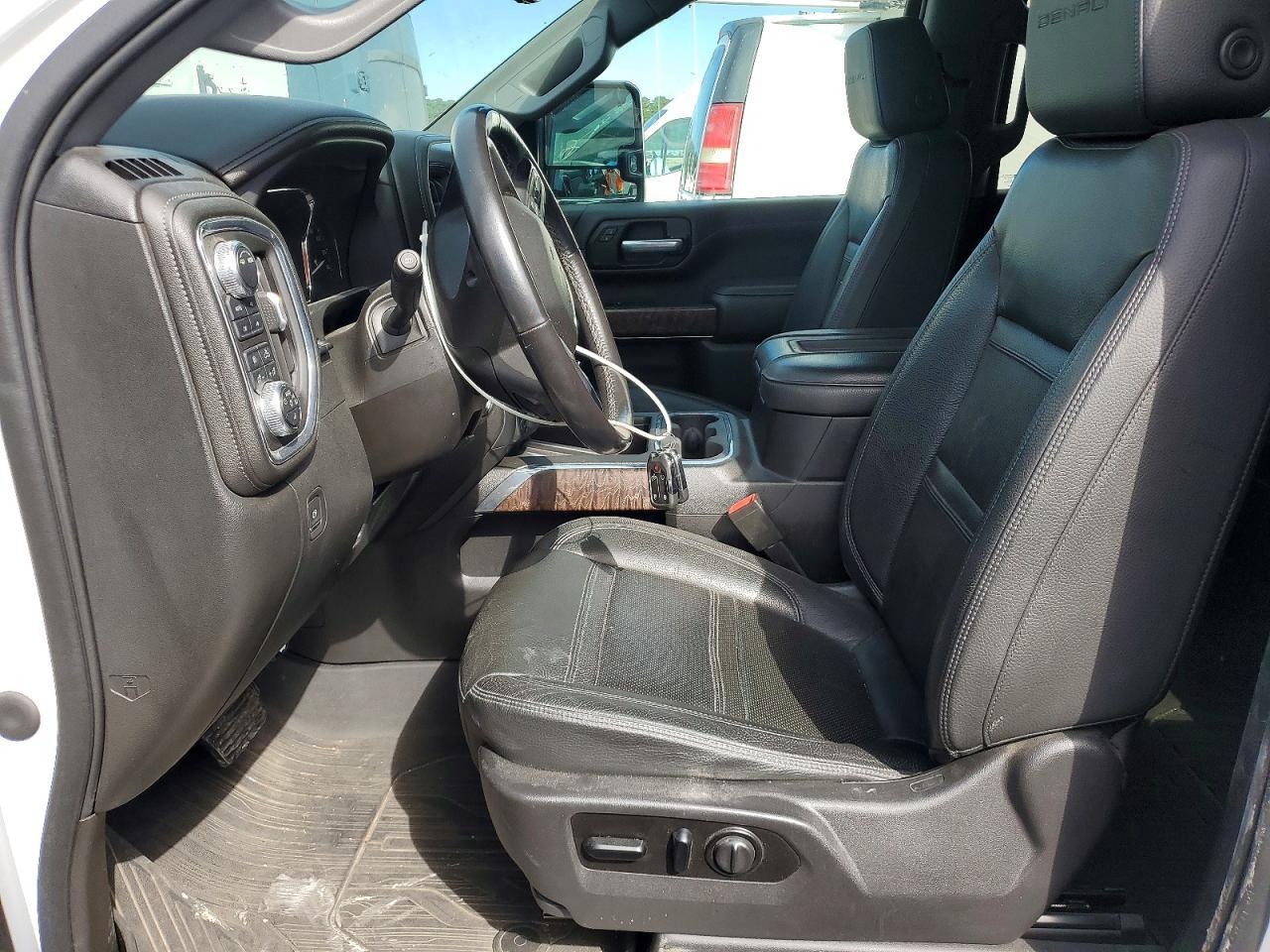 2021 GMC Sierra K2500 Denali - Image 7