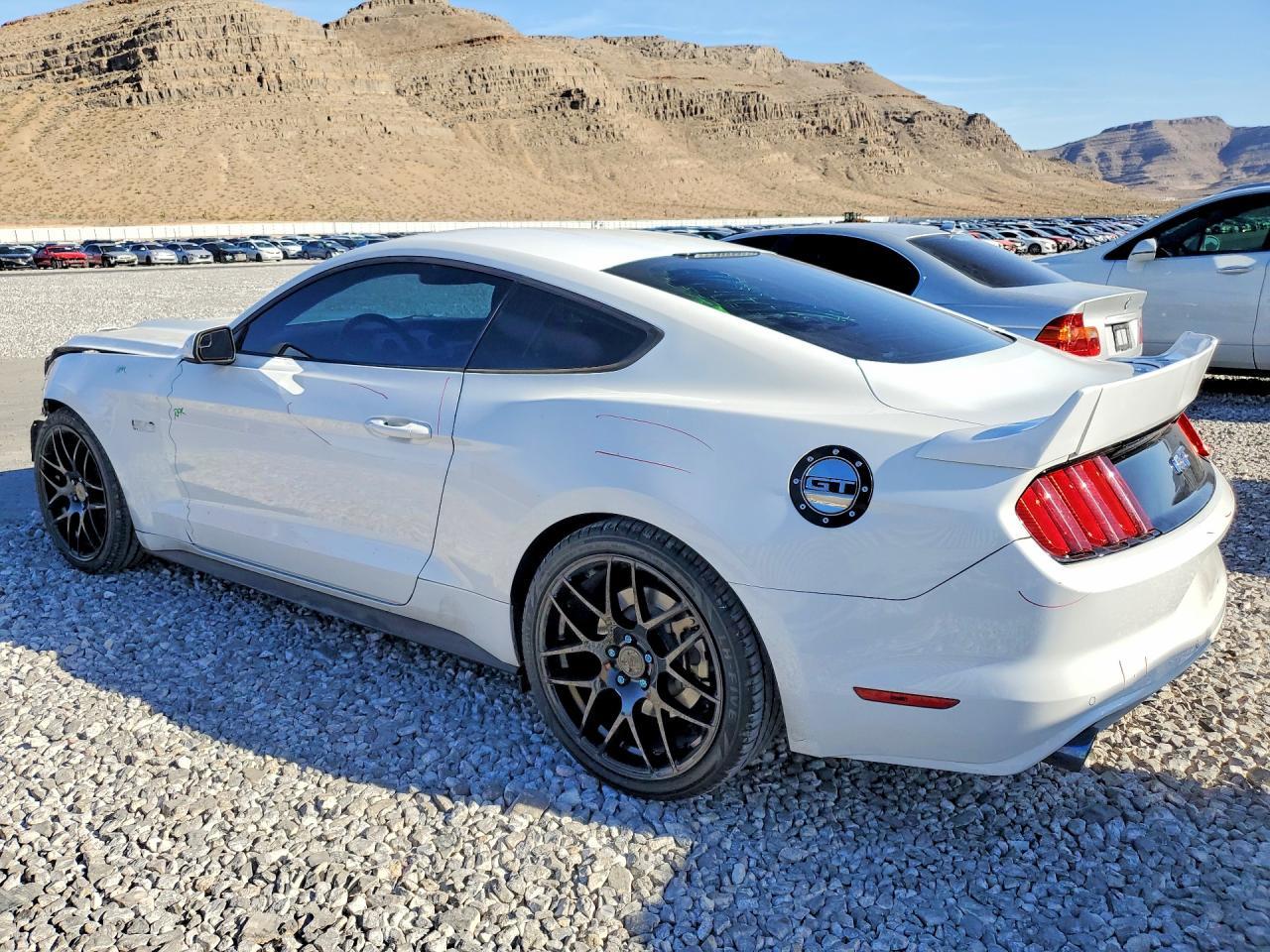 2016 Ford Mustang Gt - Фото 2