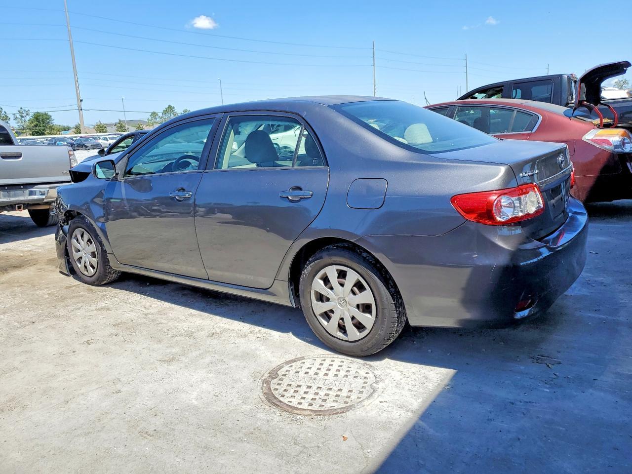 2011 Toyota Corolla Le - Фото 2