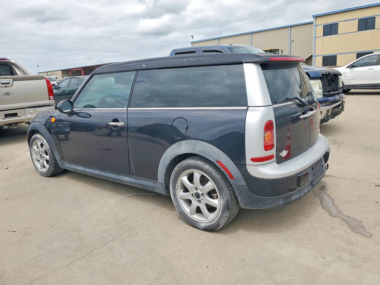 2008 Mini Cooper - Image 2