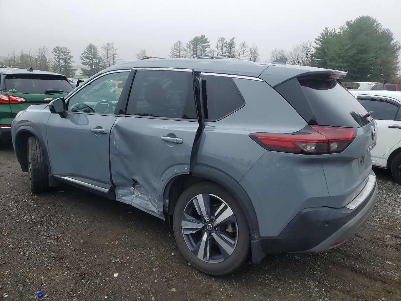 2021 Nissan Rogue Sl - Image 2