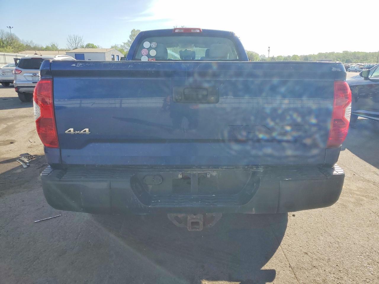 2014 Toyota Tundra Sr - Image 6