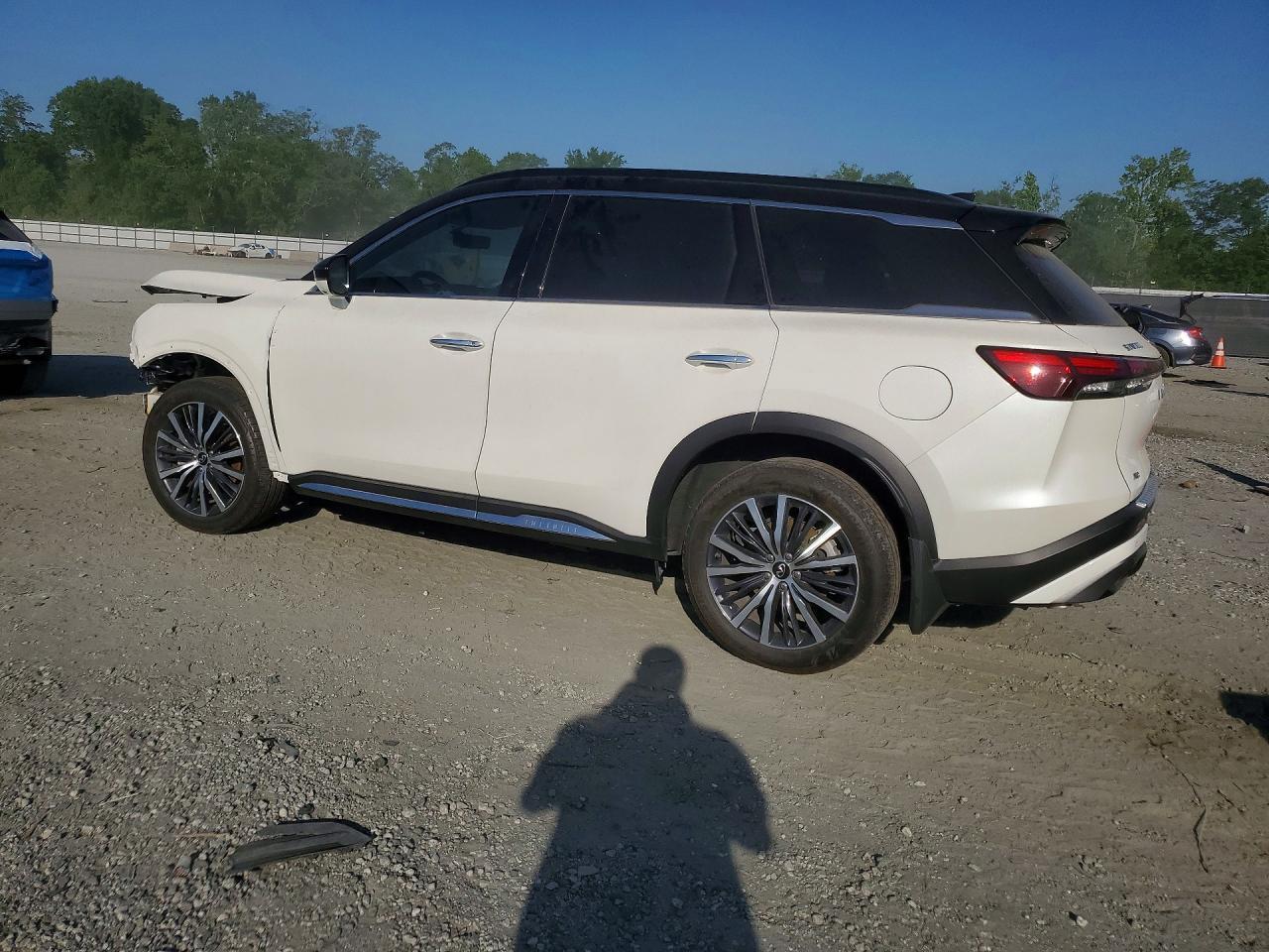 2025 Infiniti Qx60 Autograph - Image 2