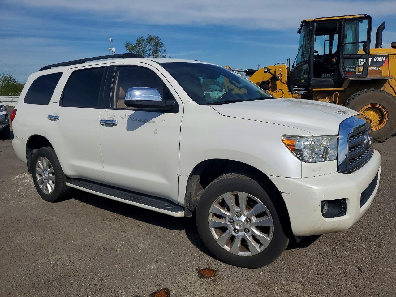 2016 Toyota Sequoia Platinum - Фото 4