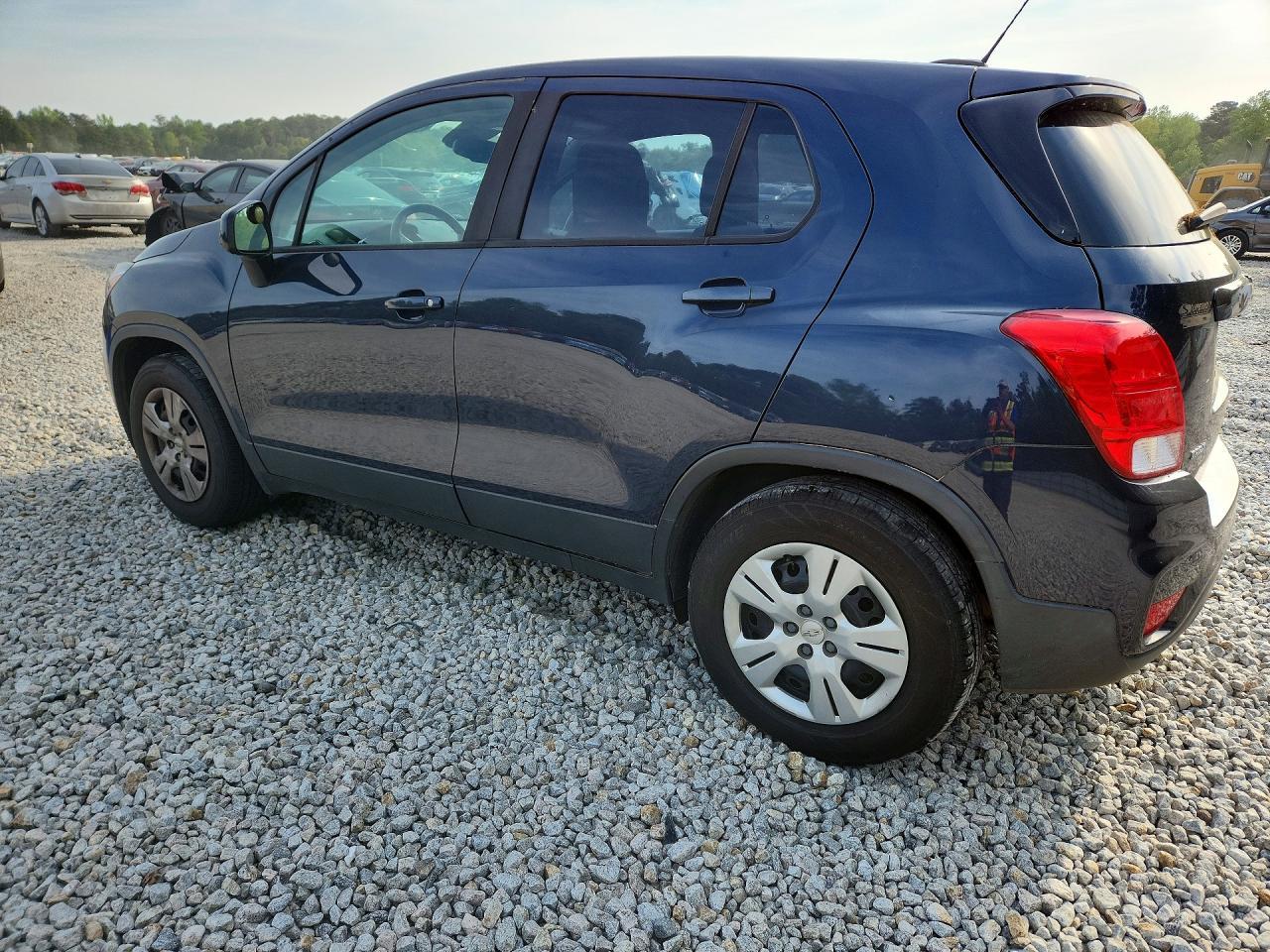 2018 Chevrolet Trax Ls - Фото 2