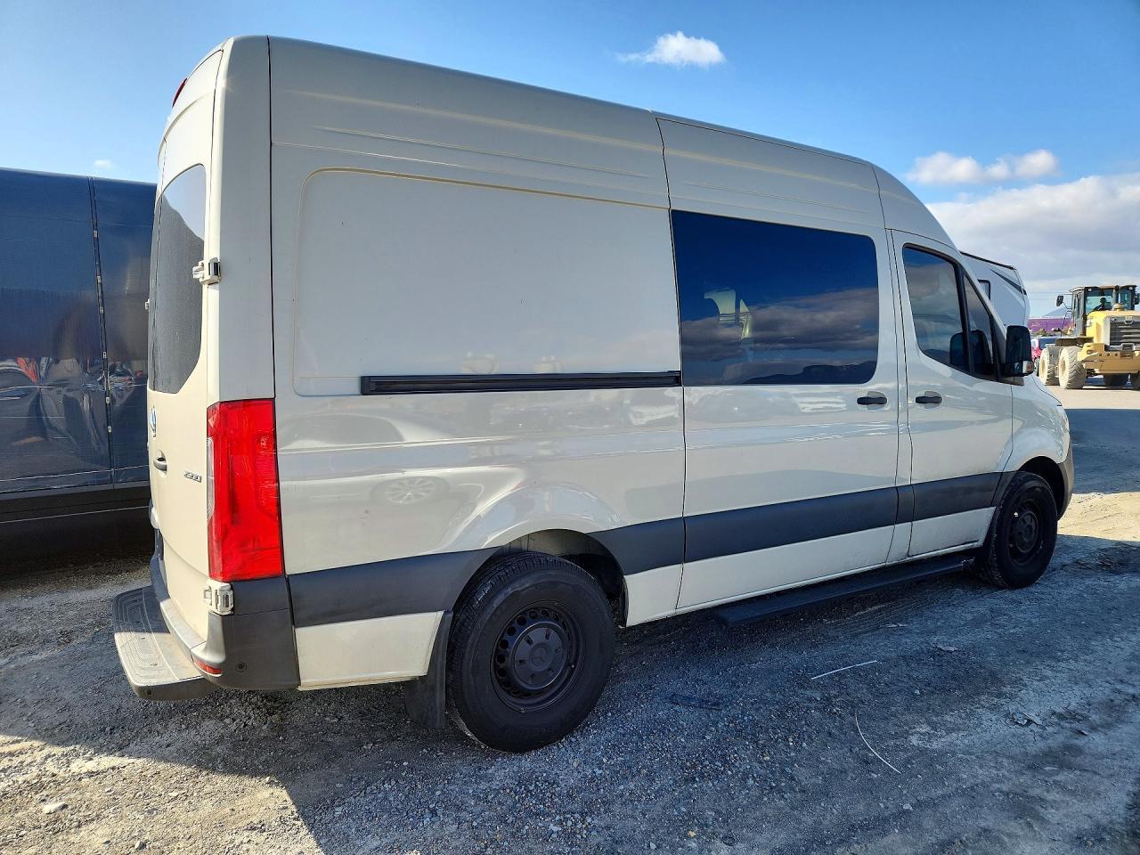 2024 Mercedes-Benz Sprinter 2500 - Image 3
