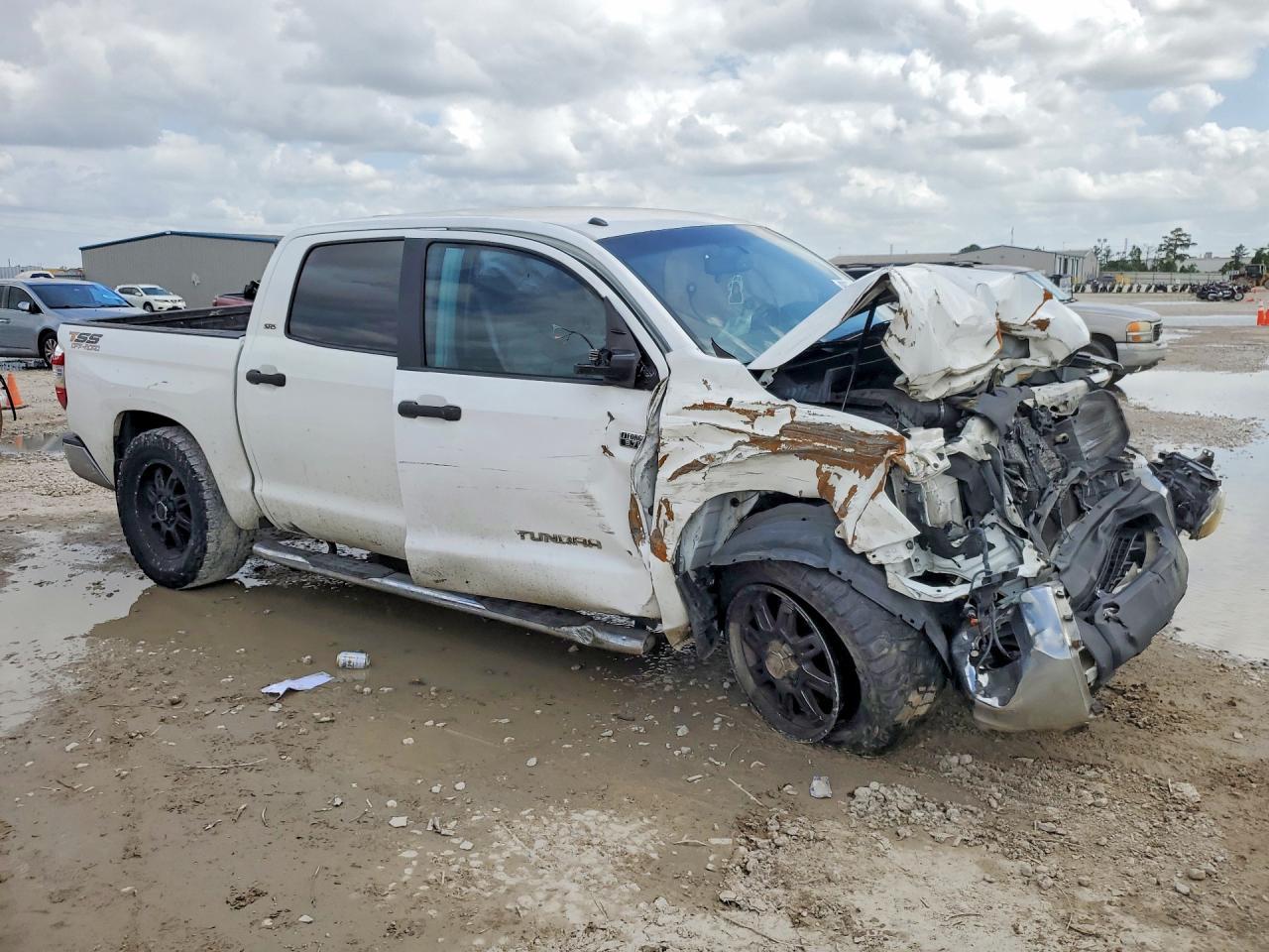 2015 Toyota Tundra Sr5 - Фото 4