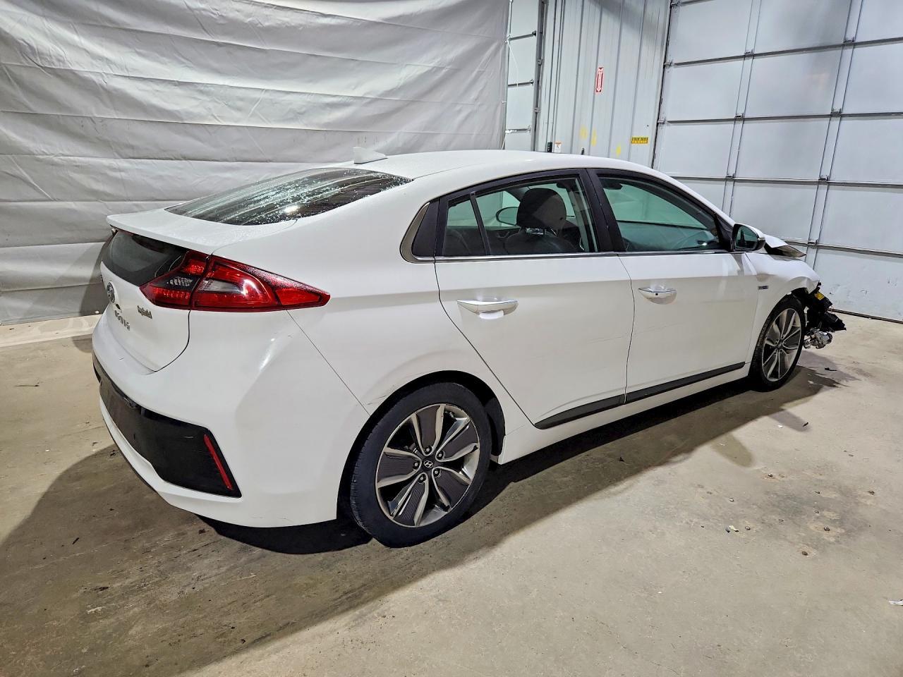 2018 Hyundai Ioniq Limited - Фото 3
