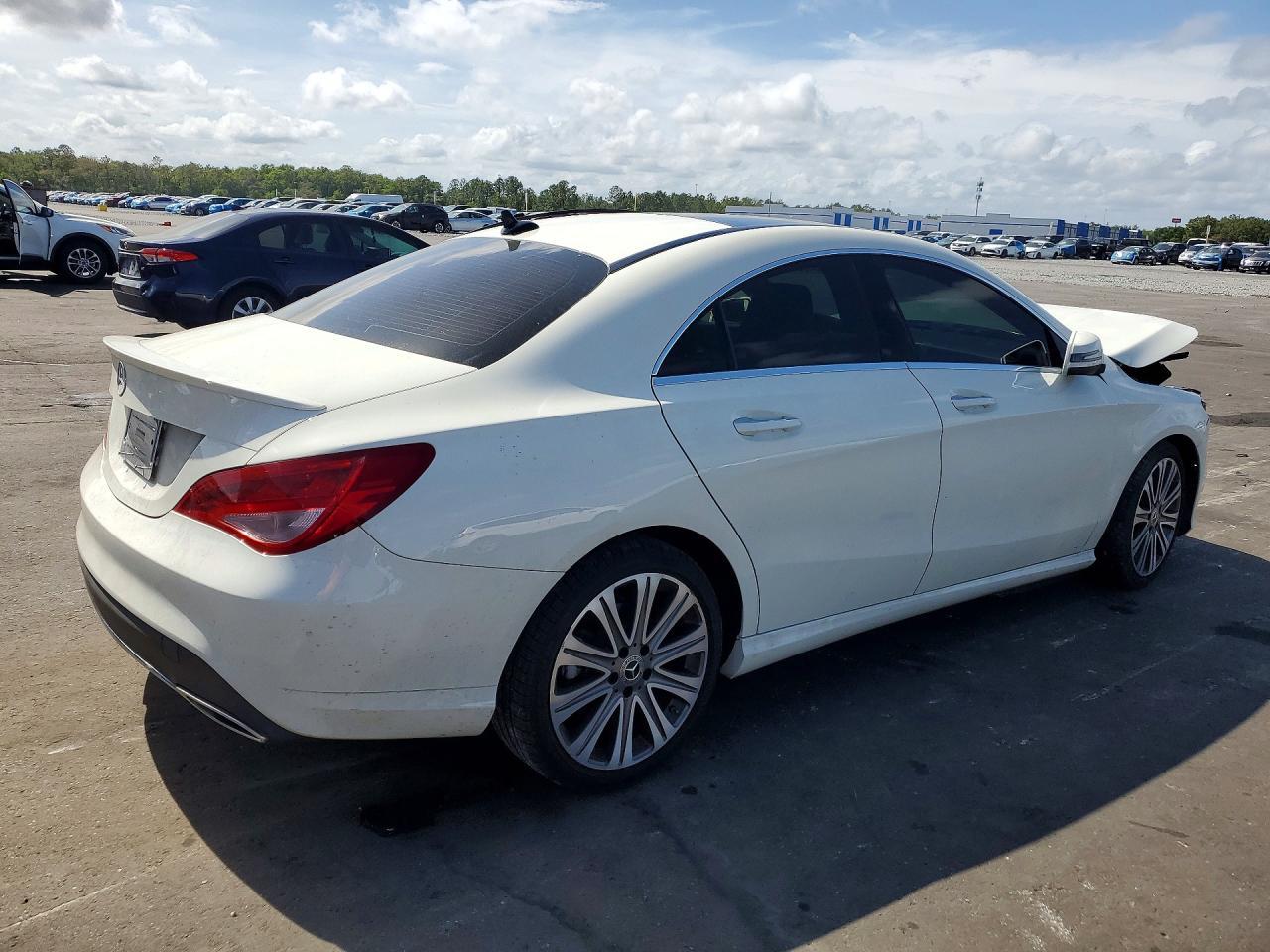 2018 Mercedes-Benz Cla 250 - Фото 3
