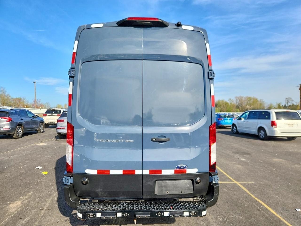 2020 Ford Transit T-250 - Фото 6