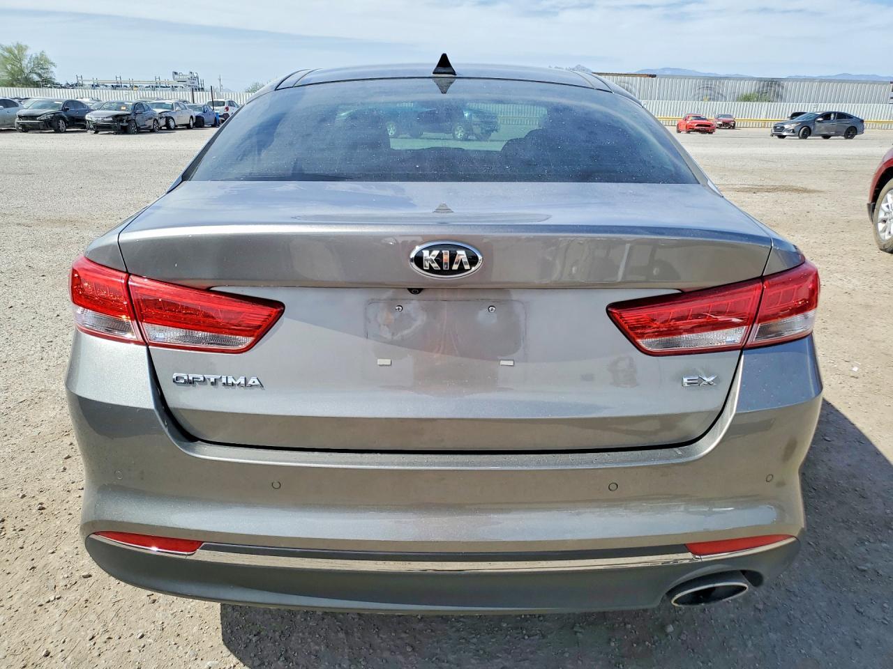 2017 Kia Optima Ex - Фото 6
