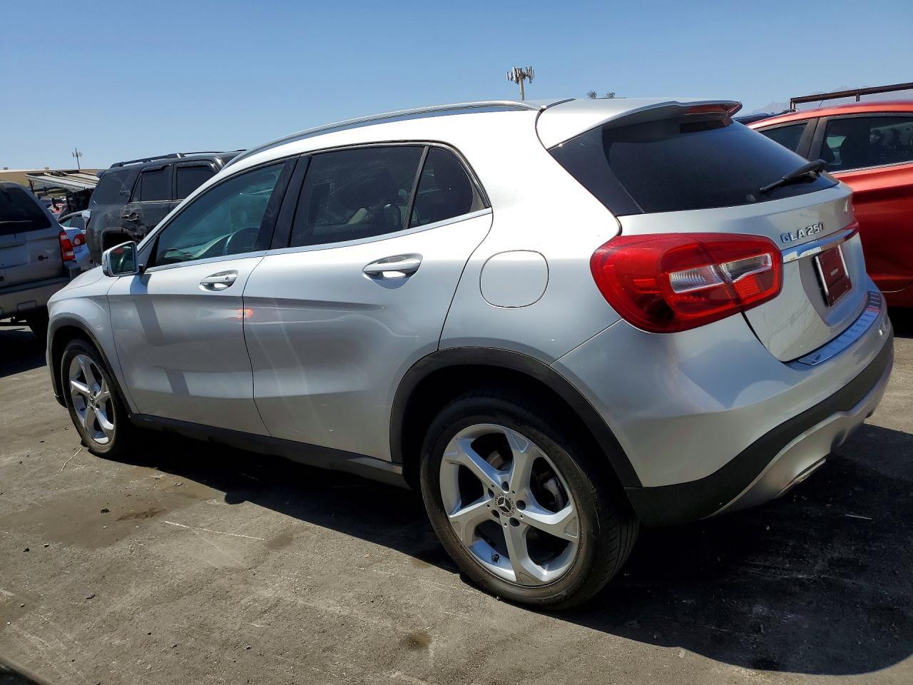 2019 Mercedes-Benz Gla 250 4Matic - Image 2