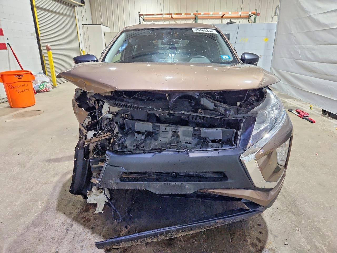 2018 Mitsubishi Eclipse Cross Le - Image 5