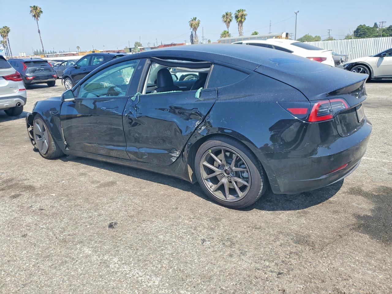 2023 Tesla Model 3 - Image 2