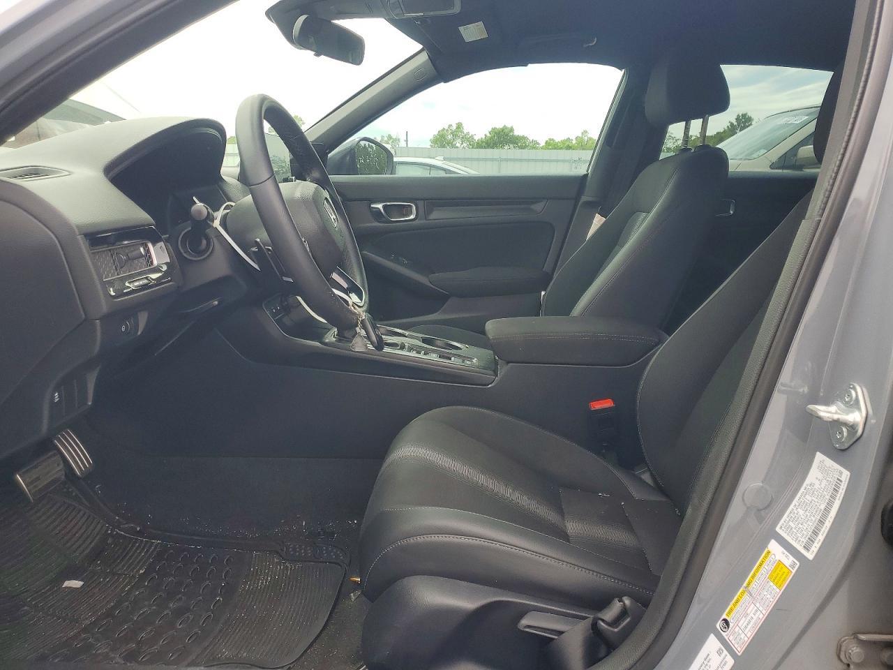 2025 Honda Civic Sport - Image 7