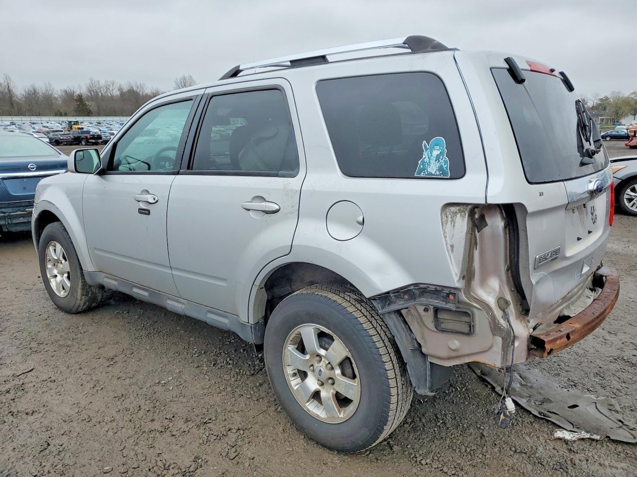 2011 Ford Escape Limited - Image 2
