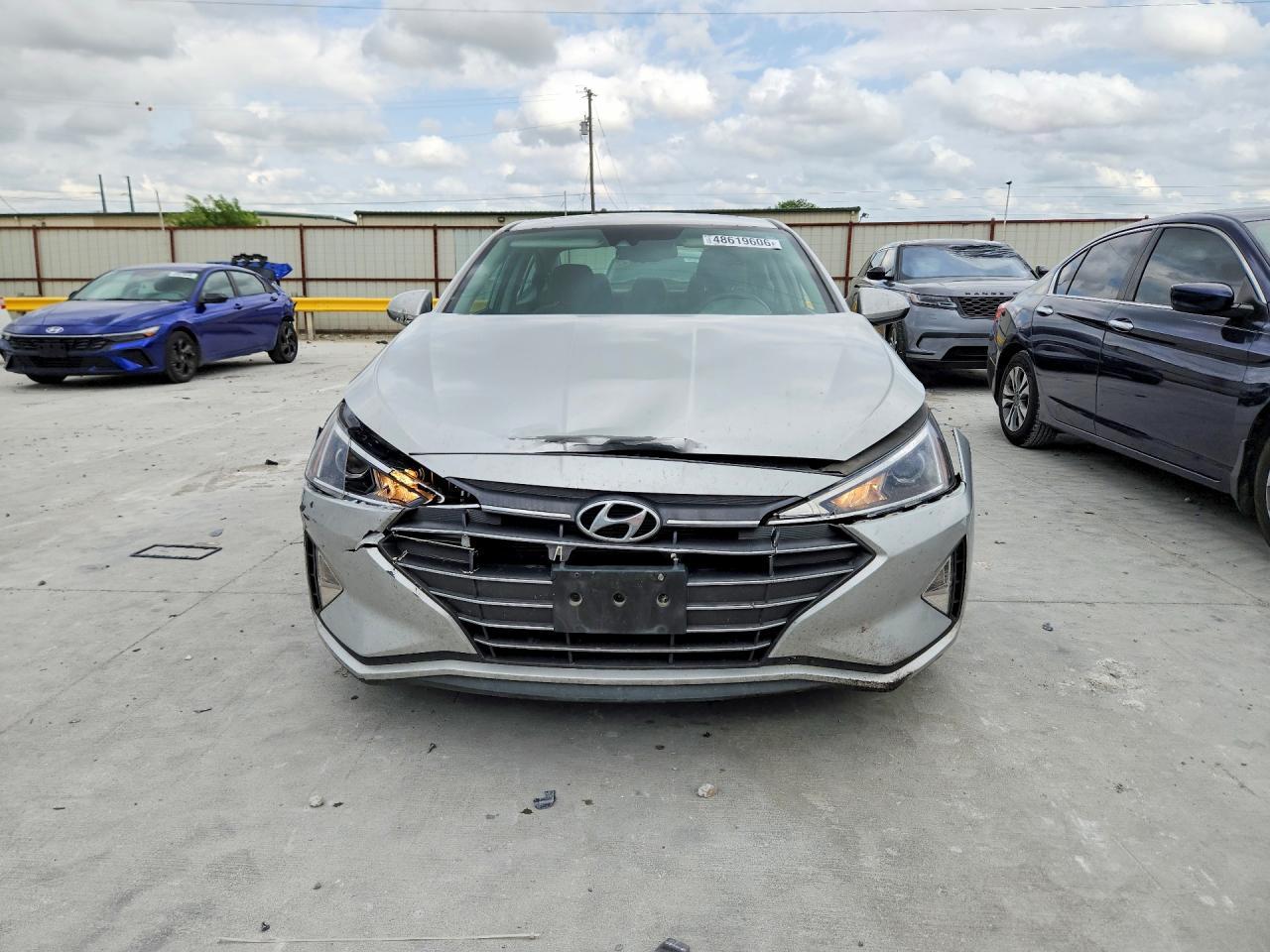 2019 Hyundai Elantra Value Edition - Фото 5