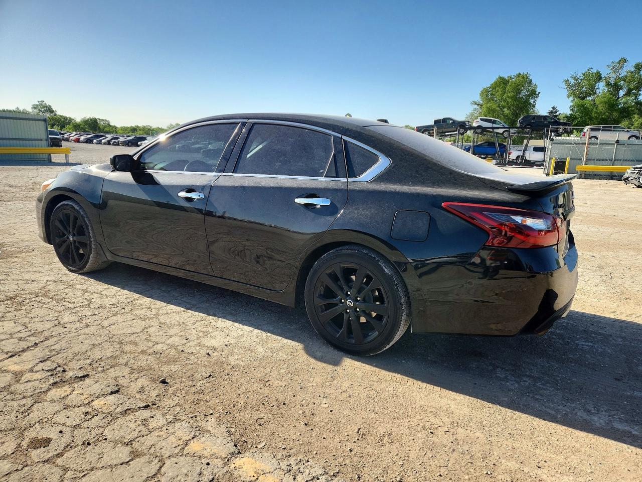 2018 Nissan Altima 2.5 Sr - Image 2