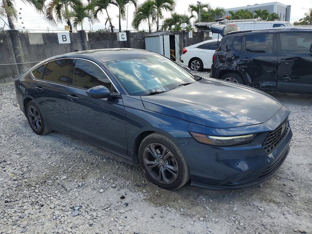 2024 Honda Accord Ex - Image 4