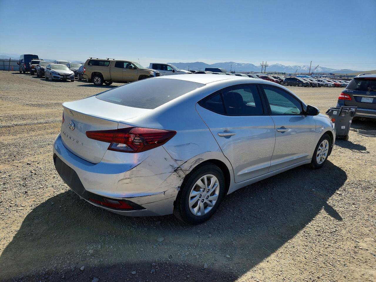 2019 Hyundai Elantra Se - Фото 3