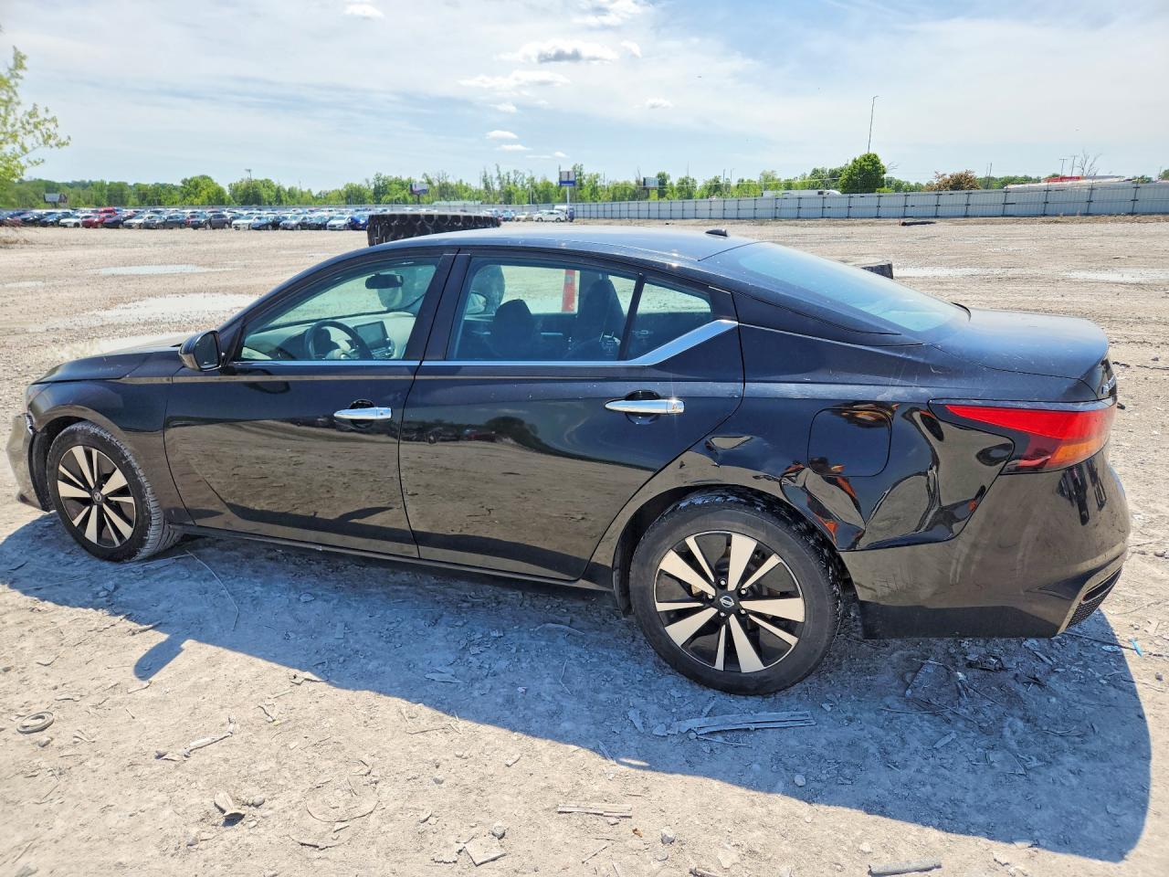 2021 Nissan Altima Sv - Фото 2