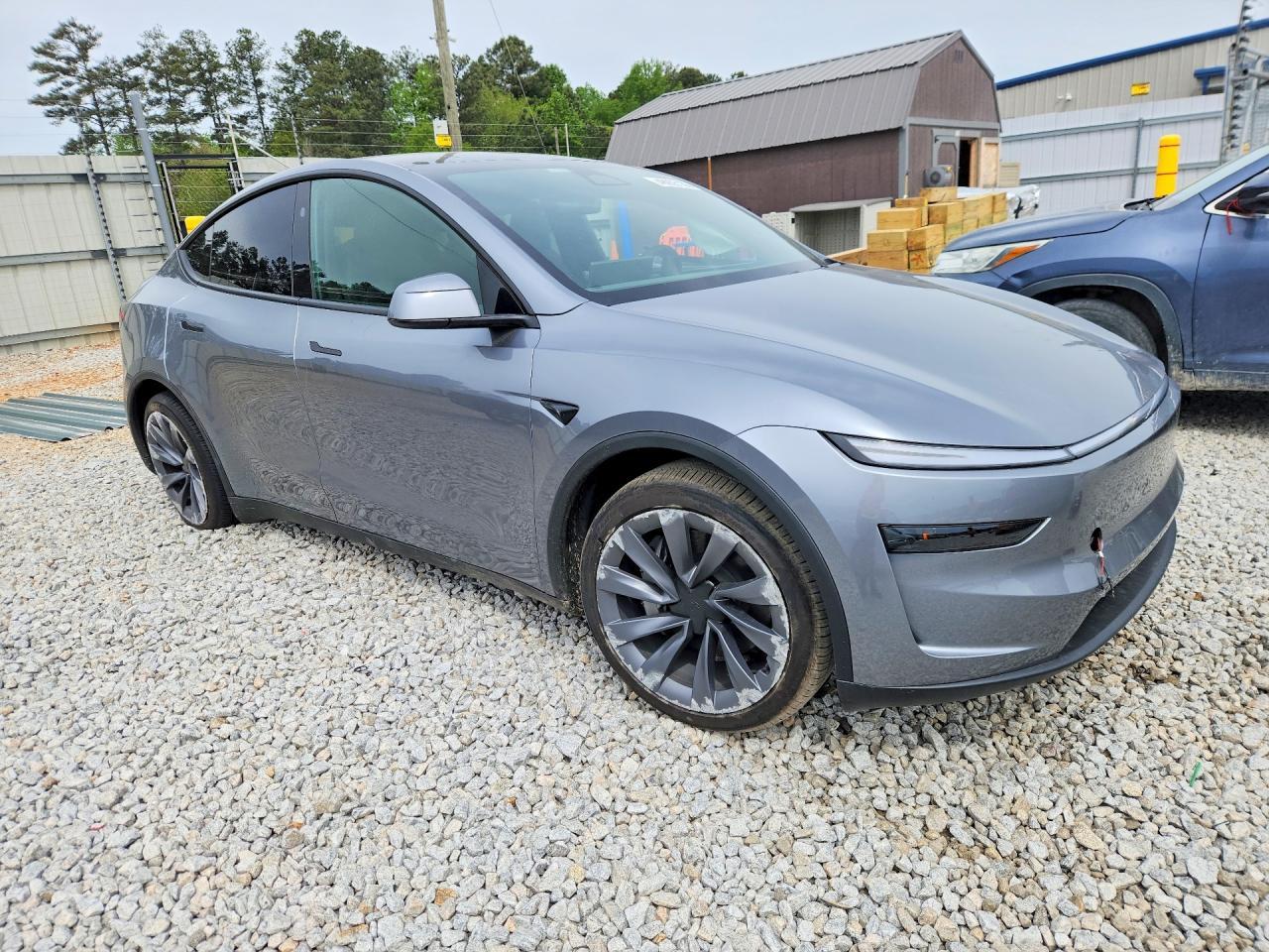 2026 Tesla Model Y - Фото 4