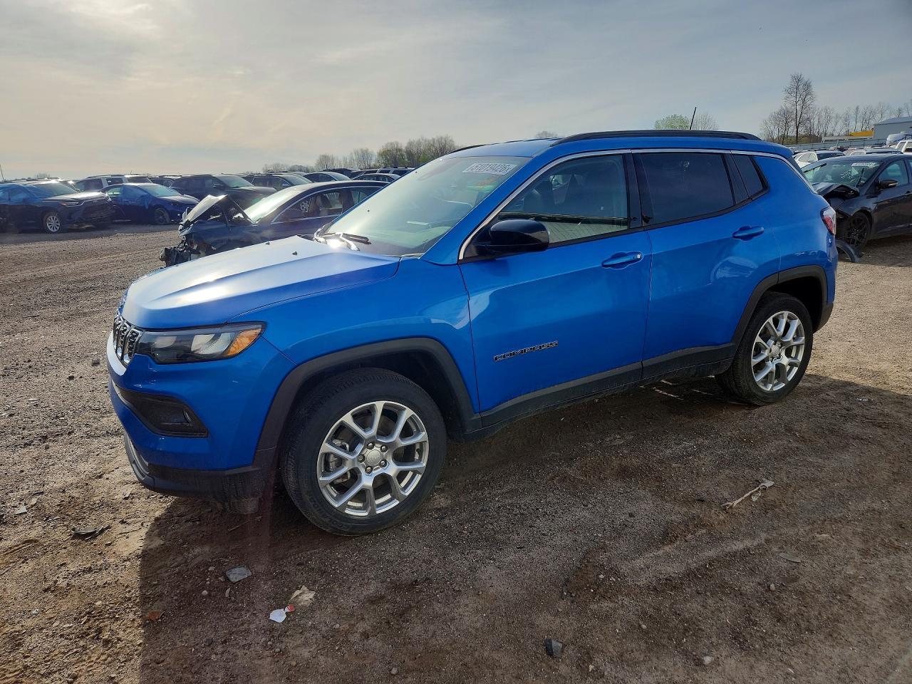 2024 Jeep Compass Latitude Lux
