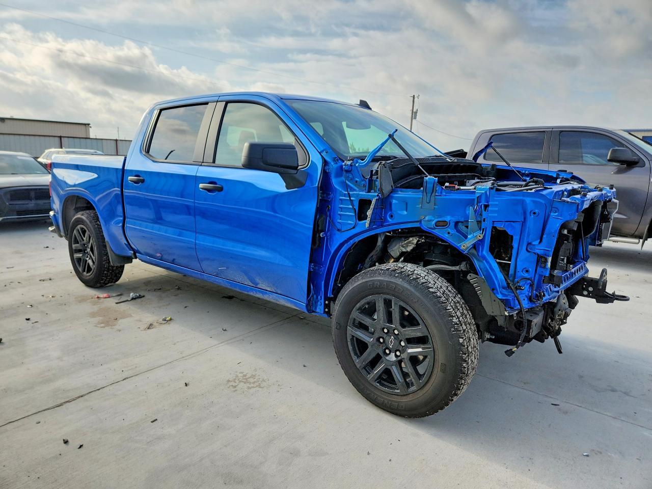 2026 Chevrolet Silverado K1500 Custom - Фото 4
