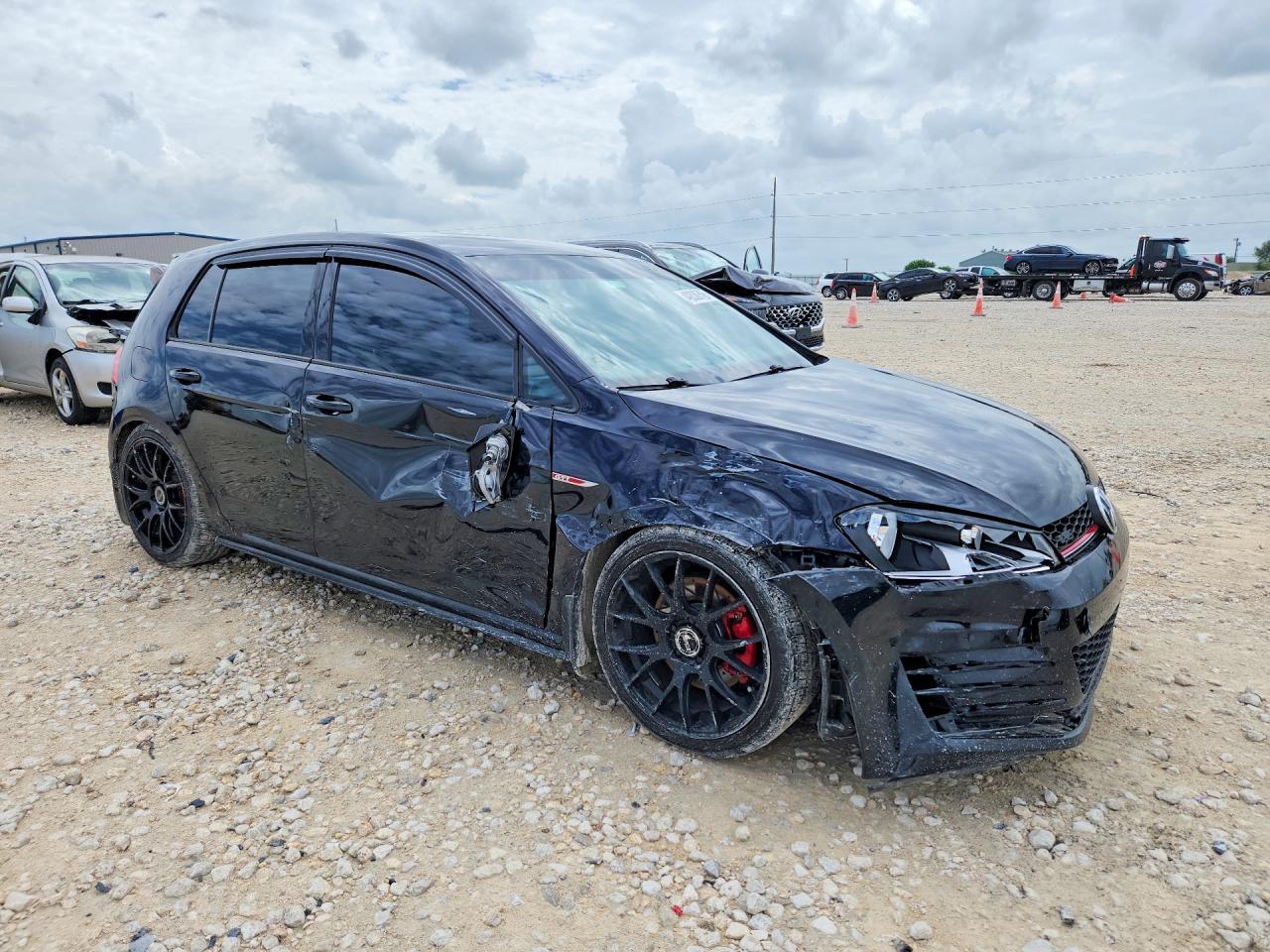 2017 Volkswagen Gti S - Image 4