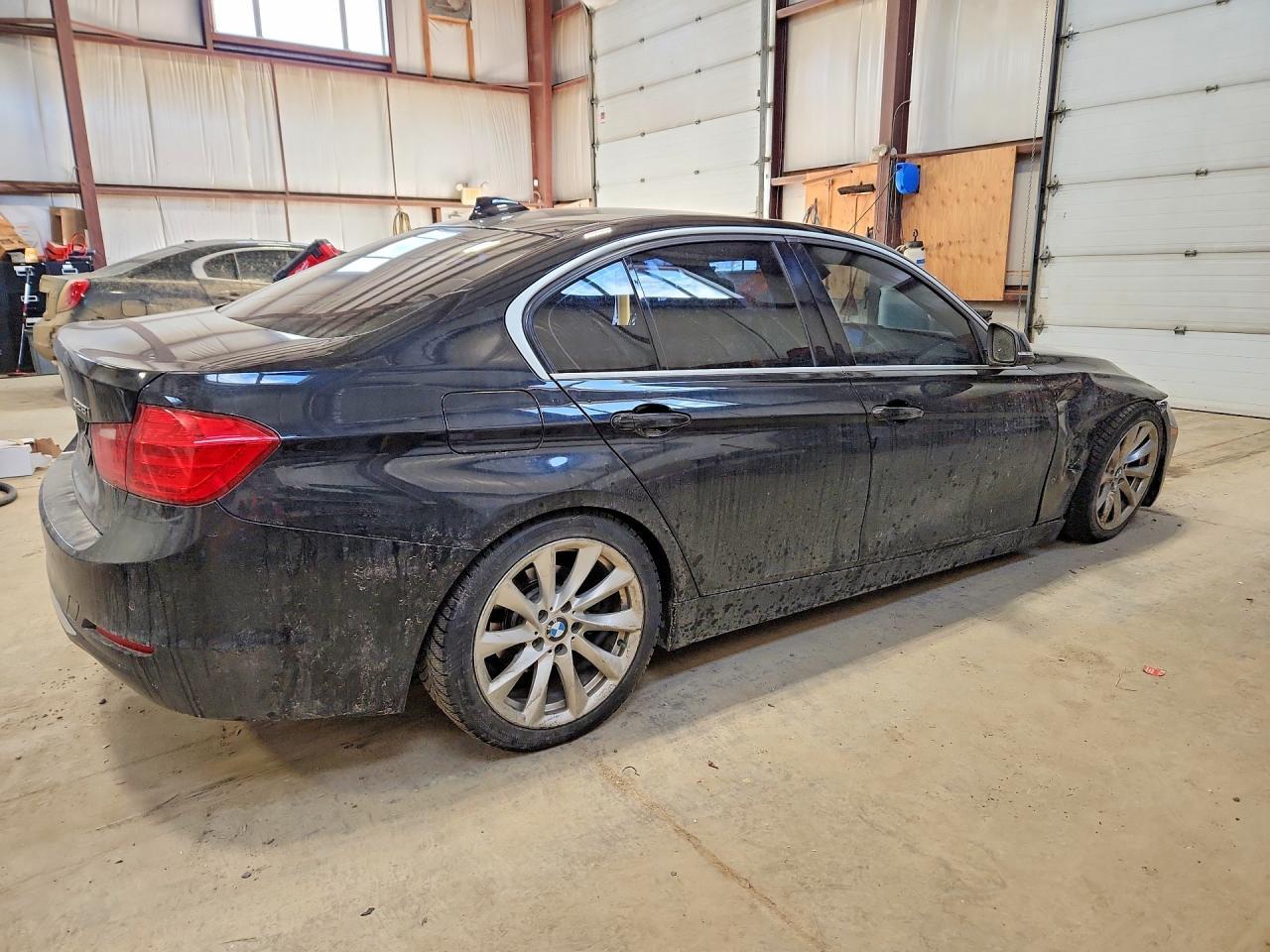 2014 BMW 328 Xi - Фото 3