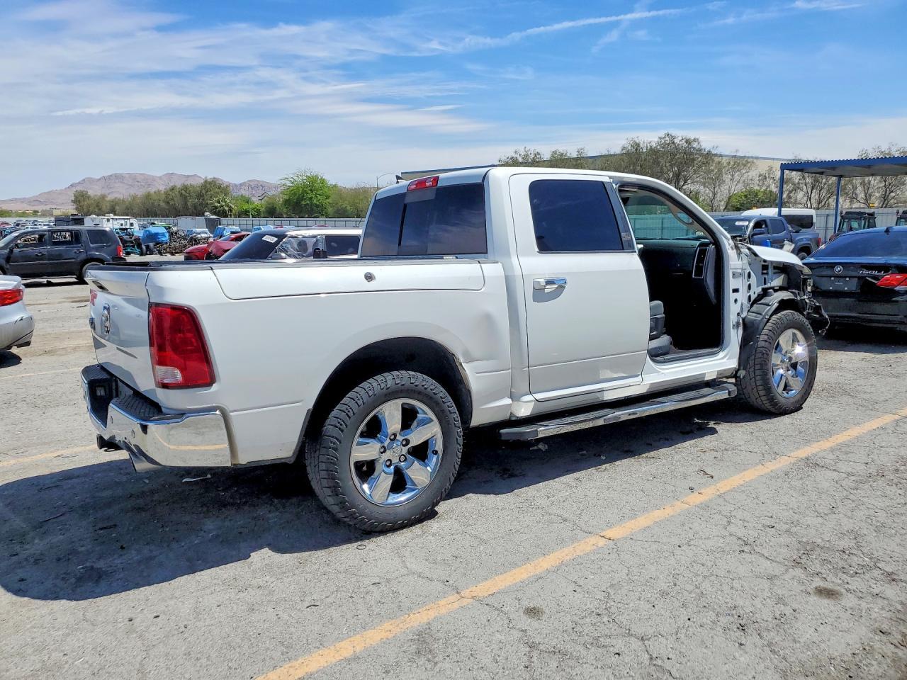 2017 Ram 1500 Slt - Image 3