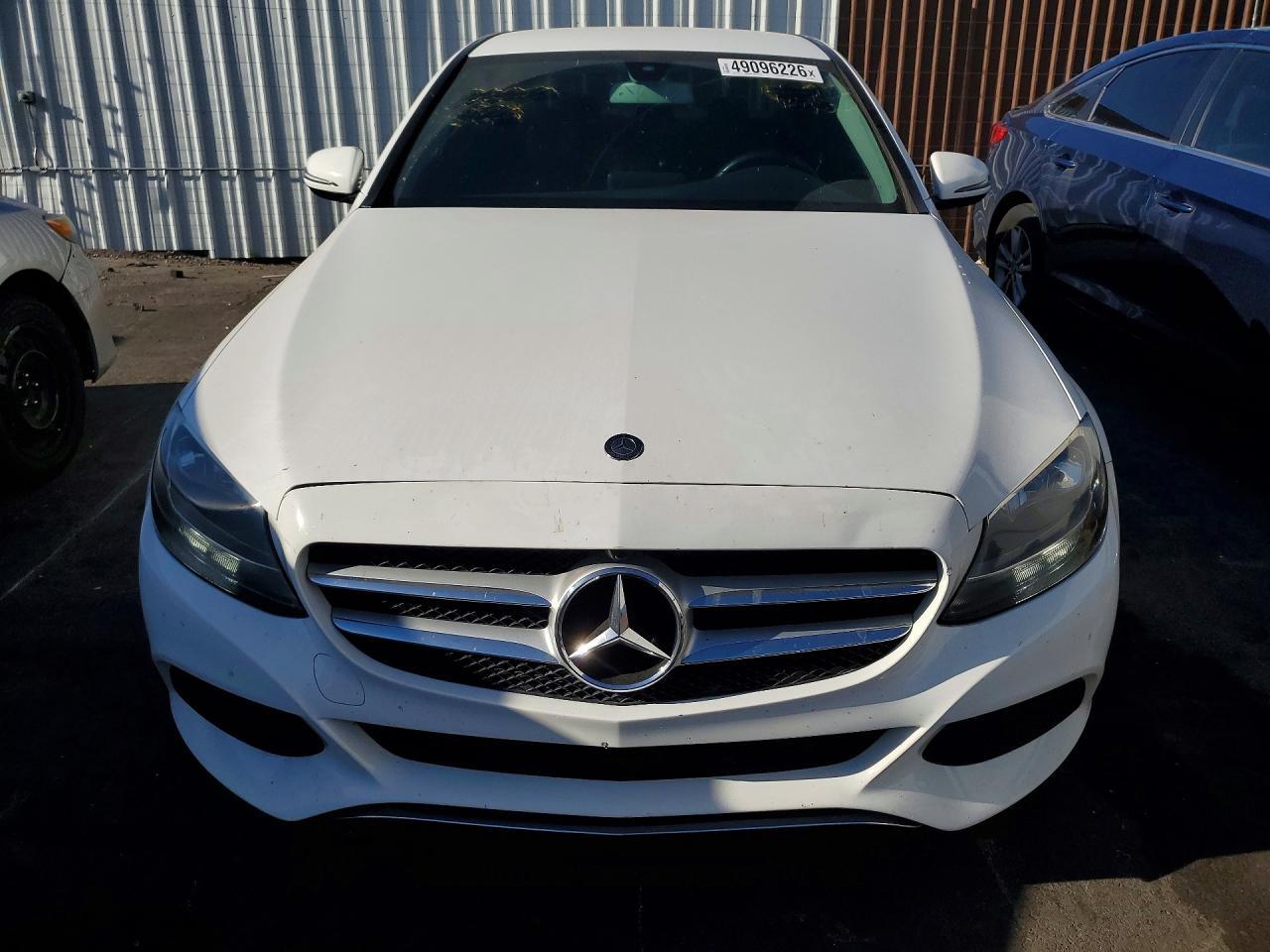 2017 Mercedes-Benz C 300 - Image 5
