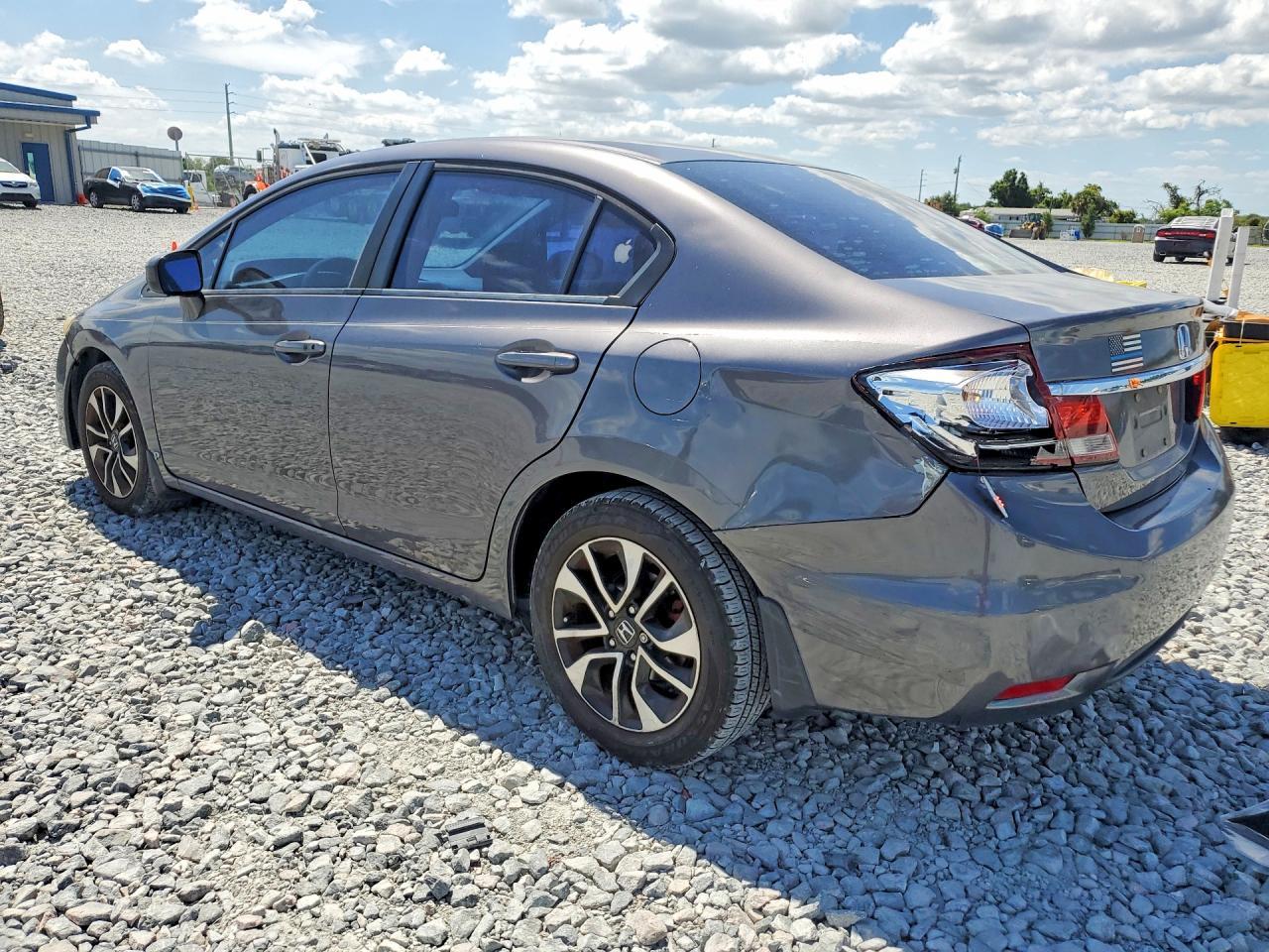 2015 Honda Civic Ex - Фото 2