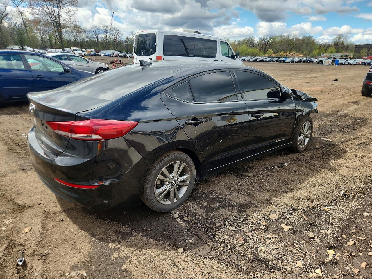 2018 Hyundai Elantra Sel - Image 3