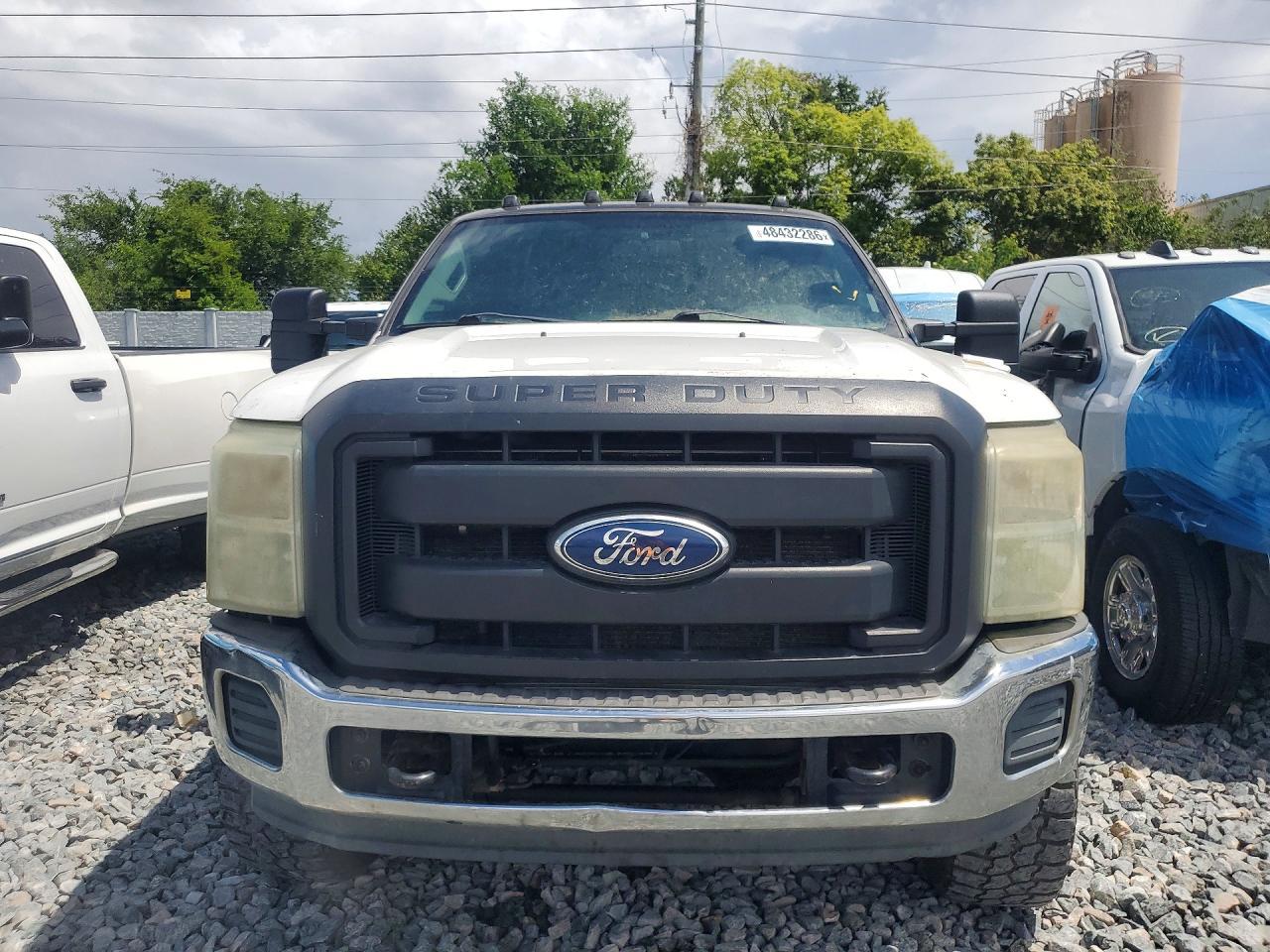 2015 Ford F350 Super Duty - Image 5