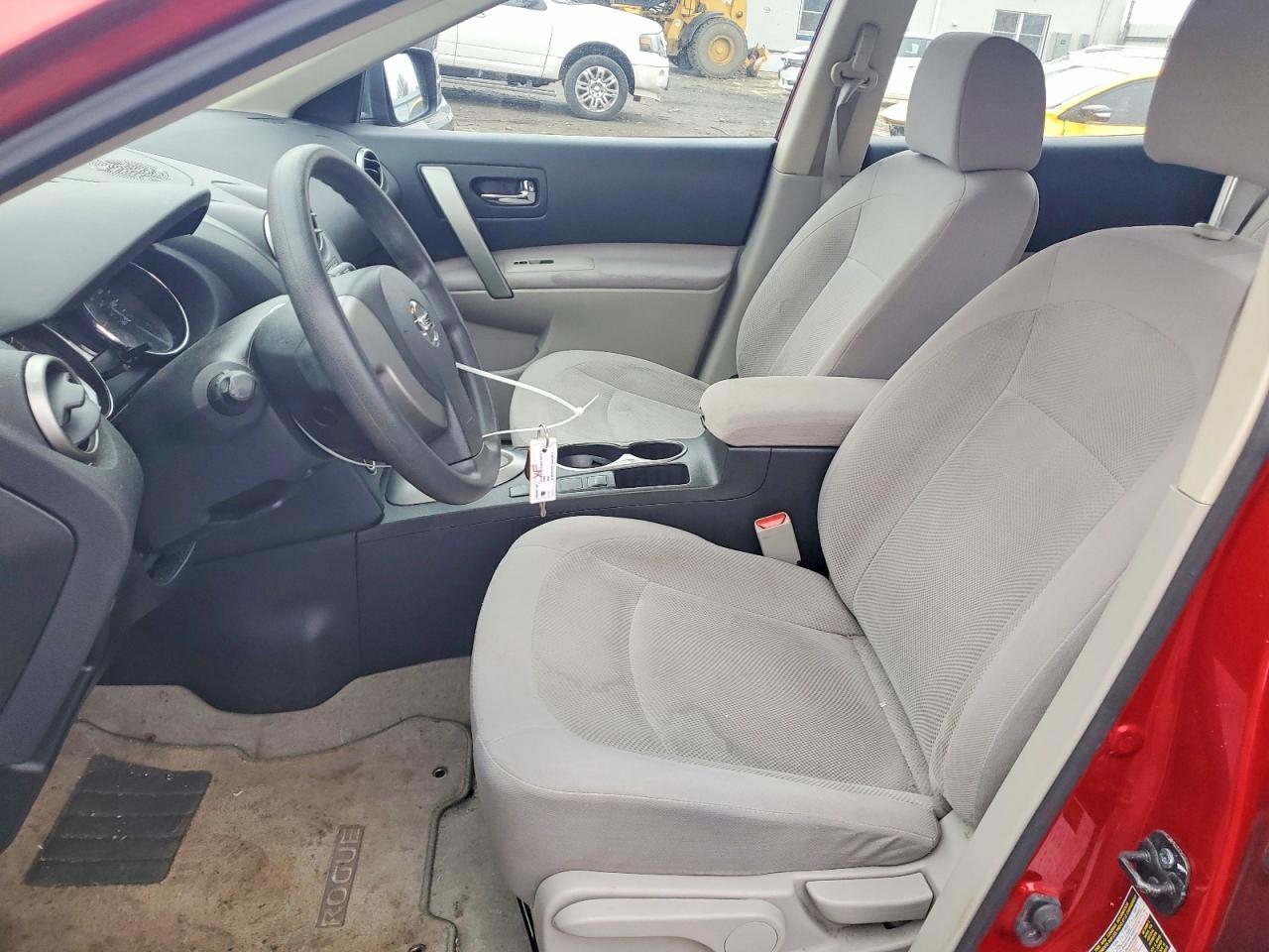 2015 Nissan Rogue Select S - Image 7