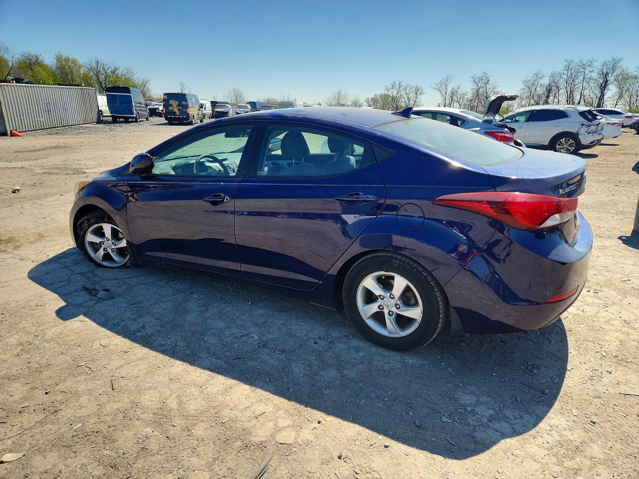 2014 Hyundai Elantra Se - Фото 2