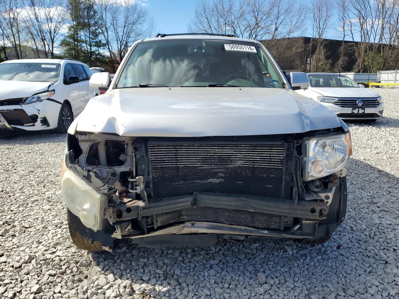 2010 Ford Escape Limited - Image 5