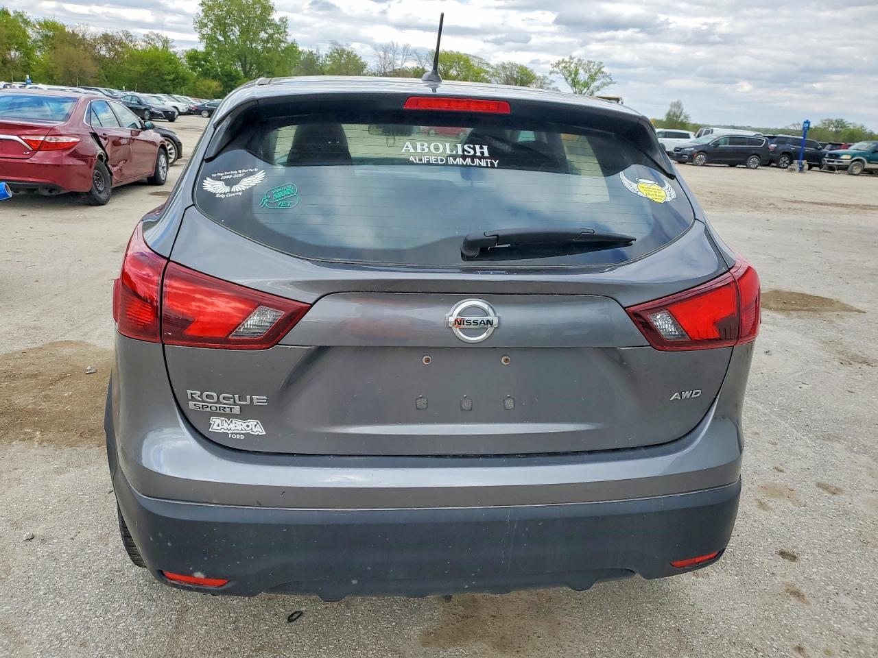 2019 Nissan Rogue Sport S - Фото 6