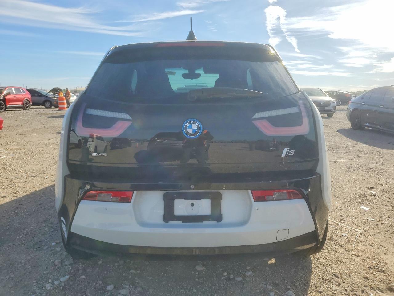 2017 BMW I3 Bev - Image 6