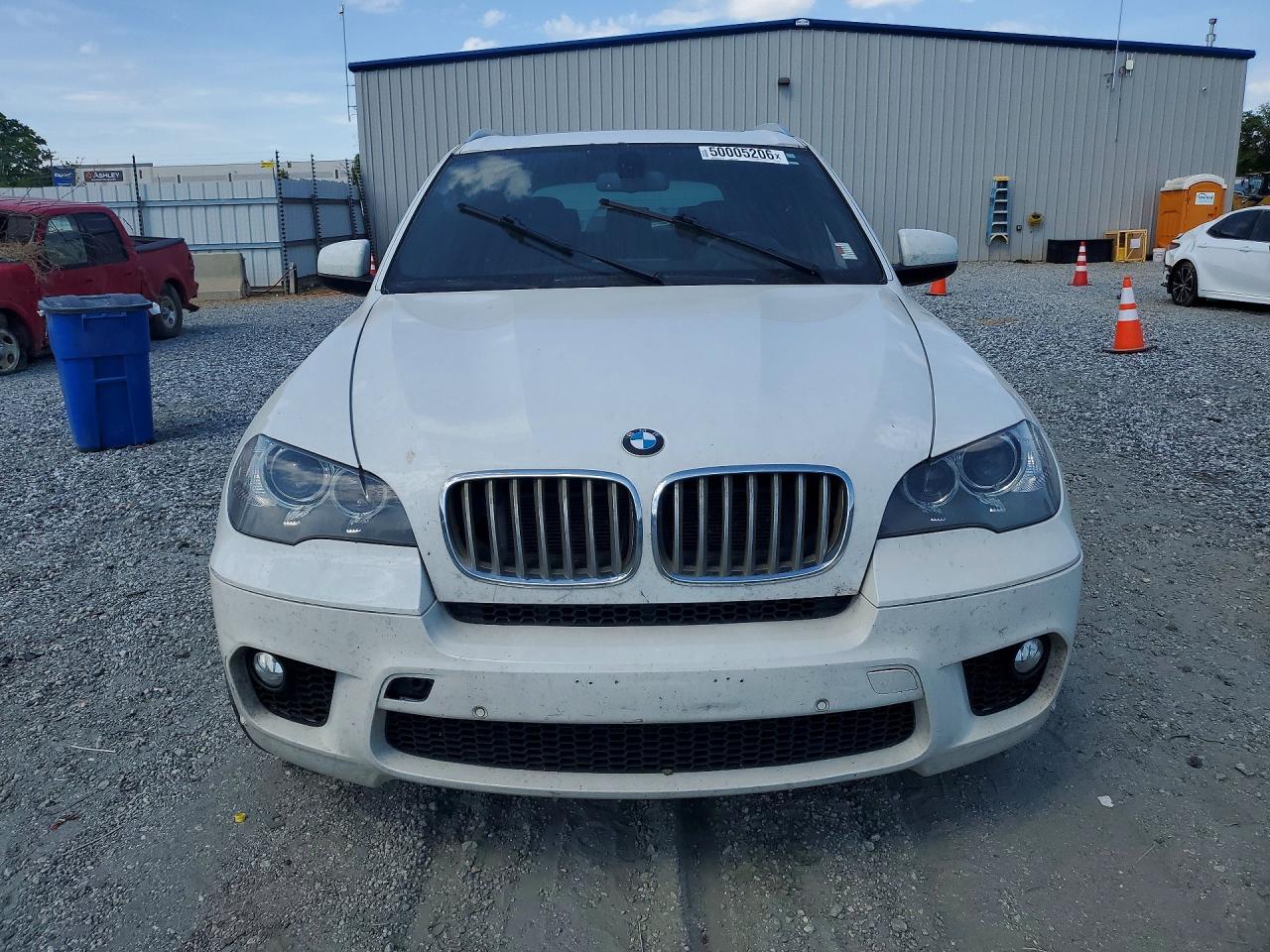 2013 BMW X5 xDrive50I - Image 5